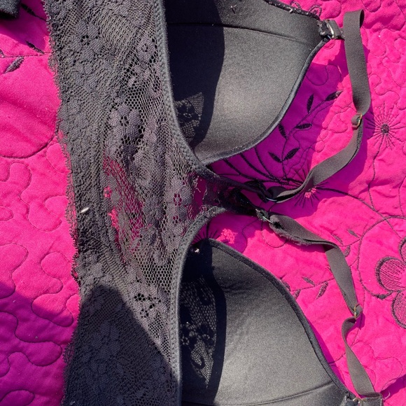 Bra - Picture 2 of 3